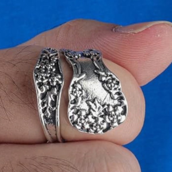 Adjustable spoon ring - Picture 2 of 2